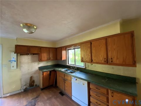 Tiny photo for 122 Meadowlark Road, Urbanna, VA 23175 (MLS # 2610040)