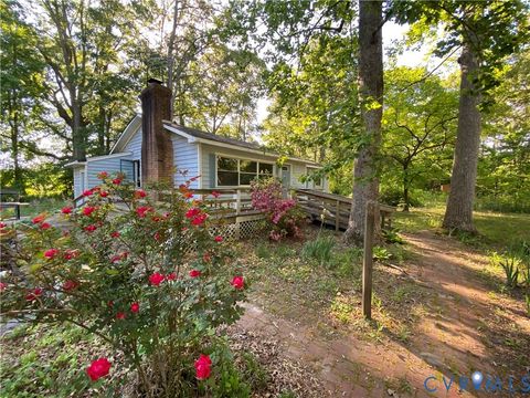 Tiny photo for 122 Meadowlark Road, Urbanna, VA 23175 (MLS # 2610040)