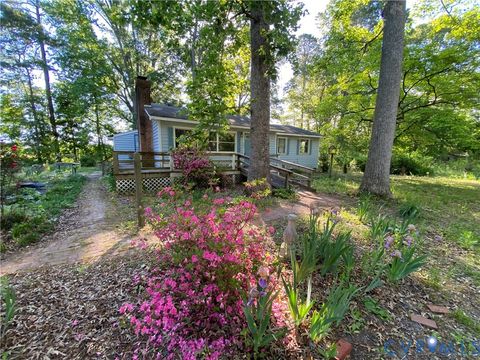 Tiny photo for 122 Meadowlark Road, Urbanna, VA 23175 (MLS # 2610040)