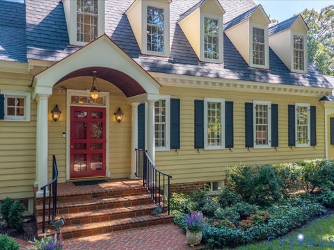Tiny photo for 30 W Lower Tuckahoe Road, Richmond, VA 23238 (MLS # 2623840)
