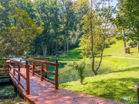 Tiny photo for 30 W Lower Tuckahoe Road, Richmond, VA 23238 (MLS # 2623840)