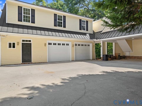 Tiny photo for 30 W Lower Tuckahoe Road, Richmond, VA 23238 (MLS # 2623840)