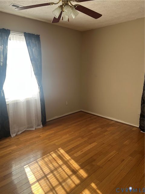 Tiny photo for 547 Level Green Road, Newtown, VA 23148 (MLS # 2603201)