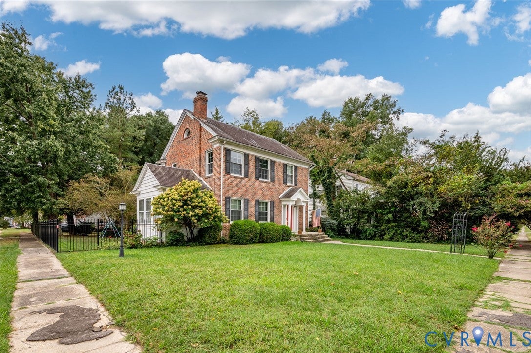 900 W South Boulevard