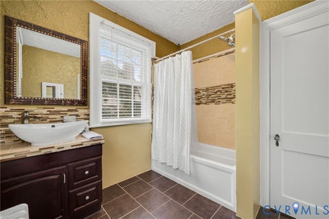 Tiny photo for 900 W South Boulevard, Petersburg, VA 23805 (MLS # 2626360)