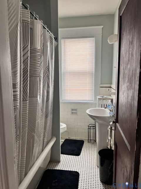 Tiny photo for 2622 Seminary Avenue, Richmond, VA 23220 (MLS # 2527457)