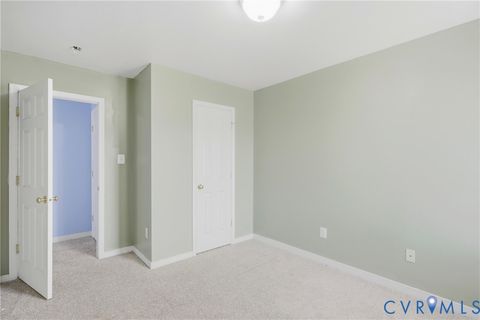 Tiny photo for 905 Oldenburg Circle, Henrico, VA 23223 (MLS # 2604431)