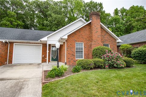 Photo of 409 Cobblestone Drive, Hopewell, VA 23860 (MLS # 2611327)