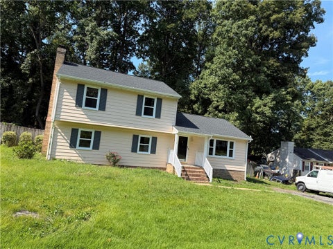 Tiny photo for 3916 Bronholly Road, North Chesterfield, VA 23832 (MLS # 2624902)