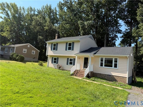Tiny photo for 3916 Bronholly Road, North Chesterfield, VA 23832 (MLS # 2624902)