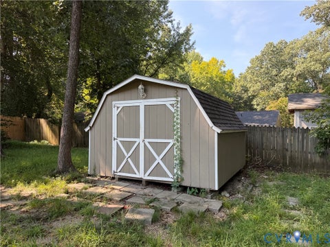 Tiny photo for 3916 Bronholly Road, North Chesterfield, VA 23832 (MLS # 2624902)