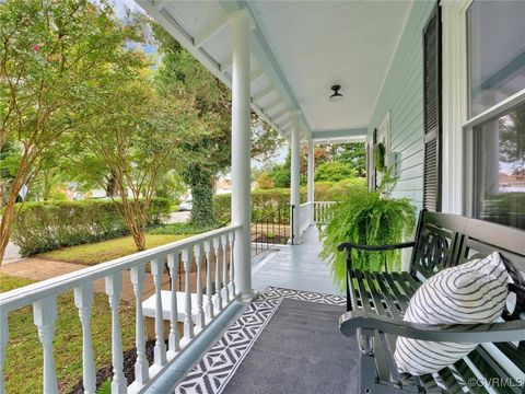 A home in Colonial Heights