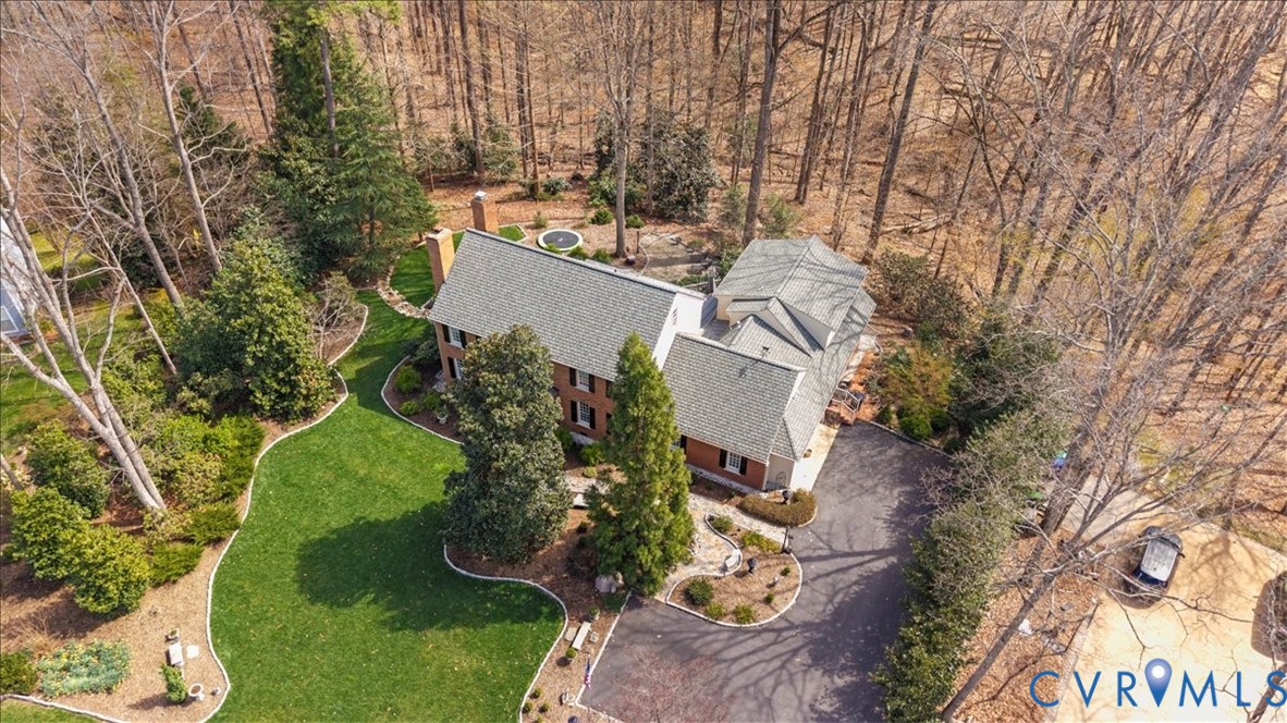 2911 Vistapoint Road