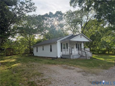 Tiny photo for 1308 Tabb Avenue, Hopewell, VA 23860 (MLS # 2613874)