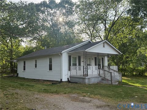 Tiny photo for 1308 Tabb Avenue, Hopewell, VA 23860 (MLS # 2613874)