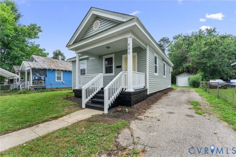Tiny photo for 222 Elm Street, Petersburg, VA 23803 (MLS # 2625018)