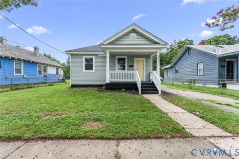 Photo of 222 Elm Street, Petersburg, VA 23803 (MLS # 2625018)