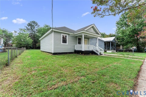 Tiny photo for 222 Elm Street, Petersburg, VA 23803 (MLS # 2625018)