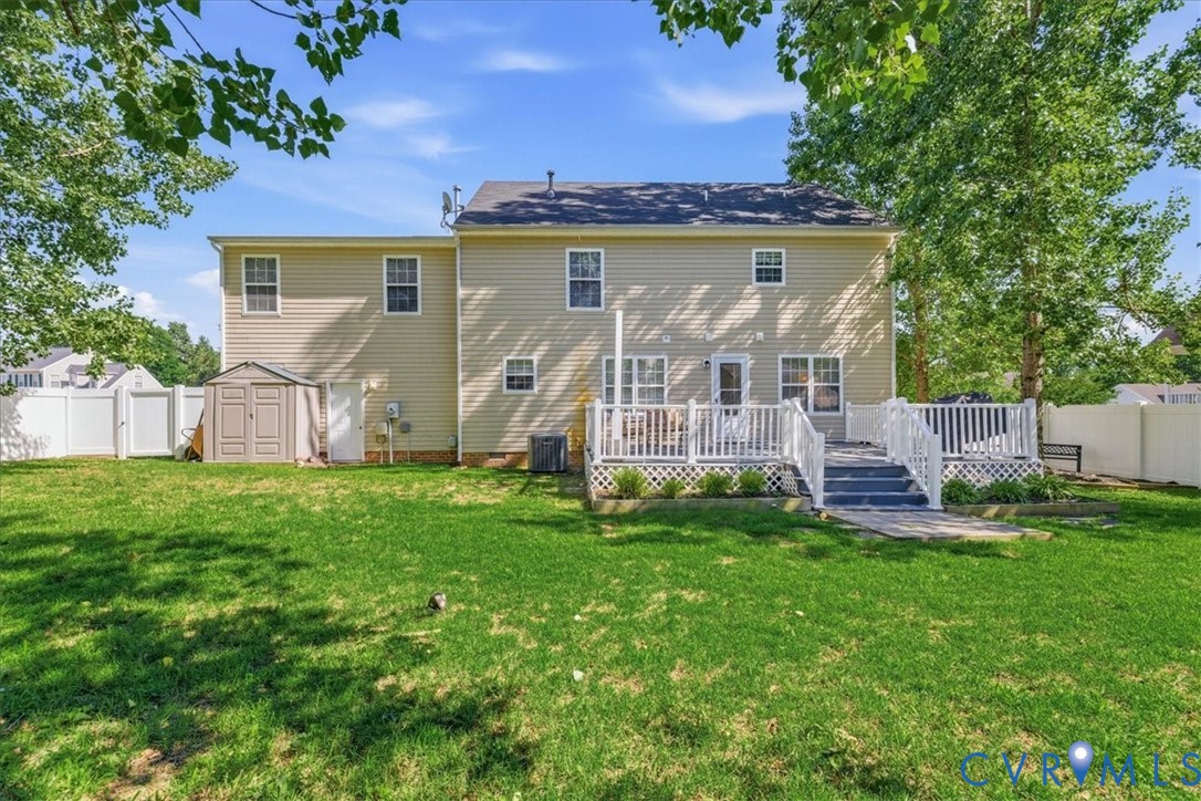 3136 Popular View Pl
