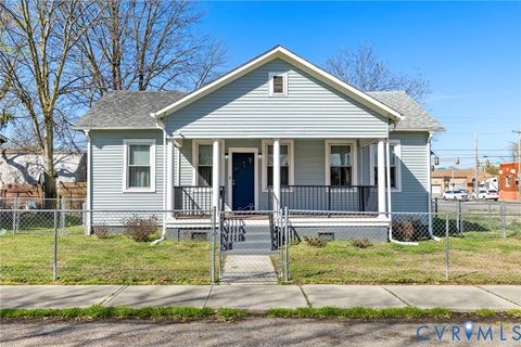 Photo of 102 S 5th Avenue, Hopewell, VA 23860 (MLS # 2606725)