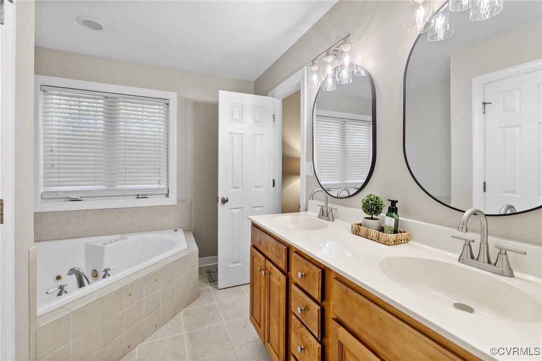 Powhatan, Virginia 23139, United States, 4 Bedrooms Bedrooms, ,3 BathroomsBathrooms,Residential,Pending,124662