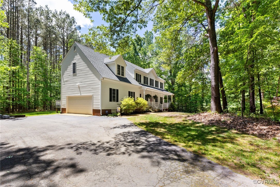 Powhatan, Virginia 23139, United States, 4 Bedrooms Bedrooms, ,3 BathroomsBathrooms,Residential,Pending,124662