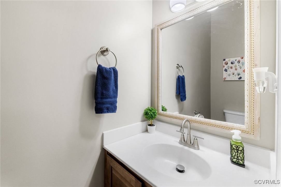 Powhatan, Virginia 23139, United States, 4 Bedrooms Bedrooms, ,3 BathroomsBathrooms,Residential,Pending,124662