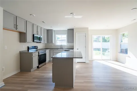 MLS: 2509476