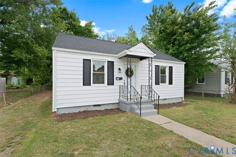 Tiny photo for 91 Slagle Avenue, Petersburg, VA 23803 (MLS # 2611610)