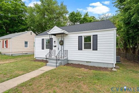 Tiny photo for 91 Slagle Avenue, Petersburg, VA 23803 (MLS # 2611610)