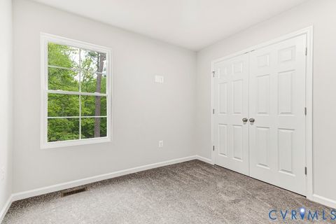 Tiny photo for 164 Yorktown Drive, Ladysmith, VA 22546 (MLS # 2612240)