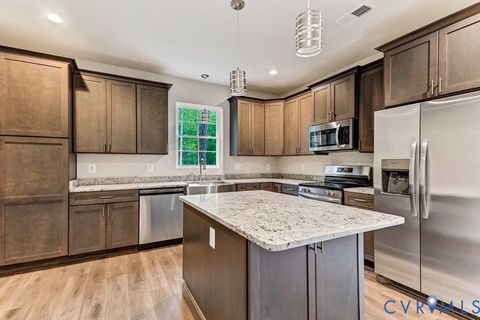 Tiny photo for 164 Yorktown Drive, Ladysmith, VA 22546 (MLS # 2612240)