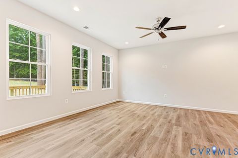 Tiny photo for 164 Yorktown Drive, Ladysmith, VA 22546 (MLS # 2612240)