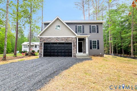 Photo of 164 Yorktown Drive, Ladysmith, VA 22546 (MLS # 2612240)