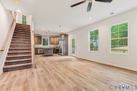 Tiny photo for 164 Yorktown Drive, Ladysmith, VA 22546 (MLS # 2612240)