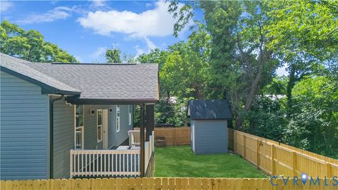 Tiny photo for 215 Mars Street, Petersburg, VA 23803 (MLS # 2618178)