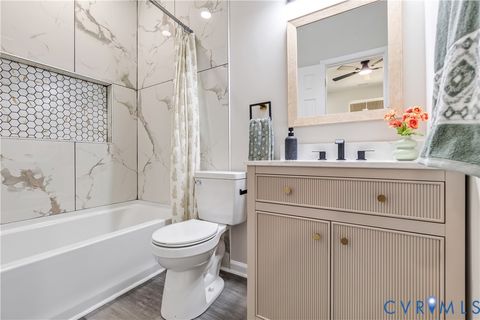 Tiny photo for 215 Mars Street, Petersburg, VA 23803 (MLS # 2618178)