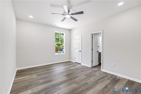 Tiny photo for 215 Mars Street, Petersburg, VA 23803 (MLS # 2618178)
