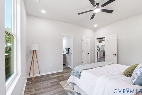 Tiny photo for 215 Mars Street, Petersburg, VA 23803 (MLS # 2618178)