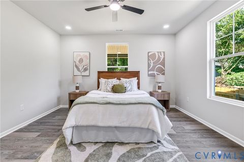 Tiny photo for 215 Mars Street, Petersburg, VA 23803 (MLS # 2618178)