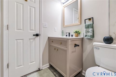 Tiny photo for 215 Mars Street, Petersburg, VA 23803 (MLS # 2618178)