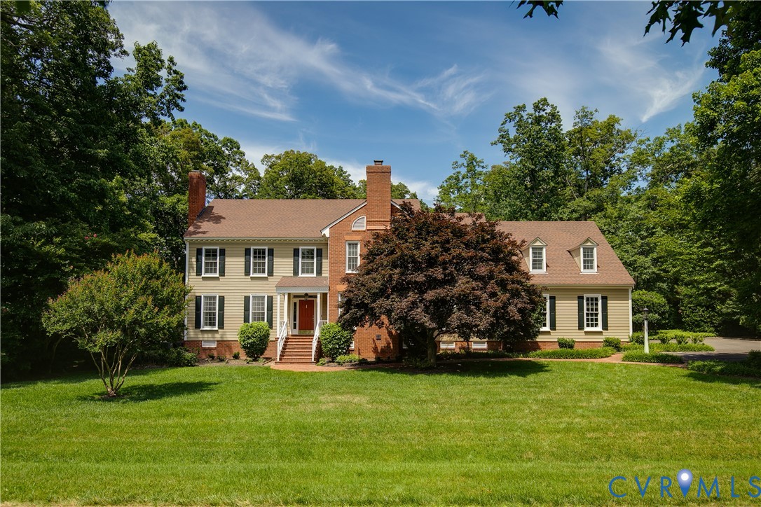 9704 Old Country Trace