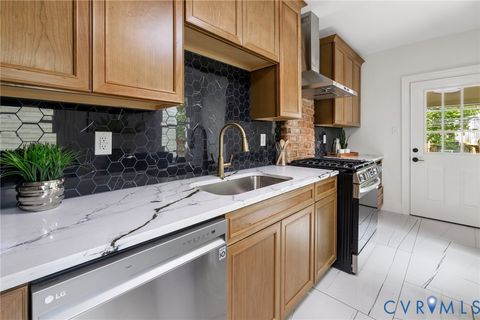 Tiny photo for 321 S Laurel Street, Richmond, VA 23220 (MLS # 2528277)