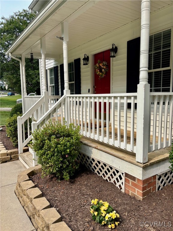 Midlothian, Virginia 23114, United States, 4 Bedrooms Bedrooms, ,3 BathroomsBathrooms,Residential,Pending,145528