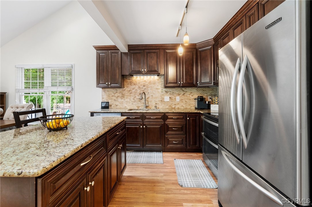 Midlothian, Virginia 23114, United States, 4 Bedrooms Bedrooms, ,3 BathroomsBathrooms,Residential,Pending,145528