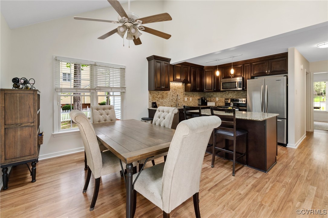 Midlothian, Virginia 23114, United States, 4 Bedrooms Bedrooms, ,3 BathroomsBathrooms,Residential,Pending,145528