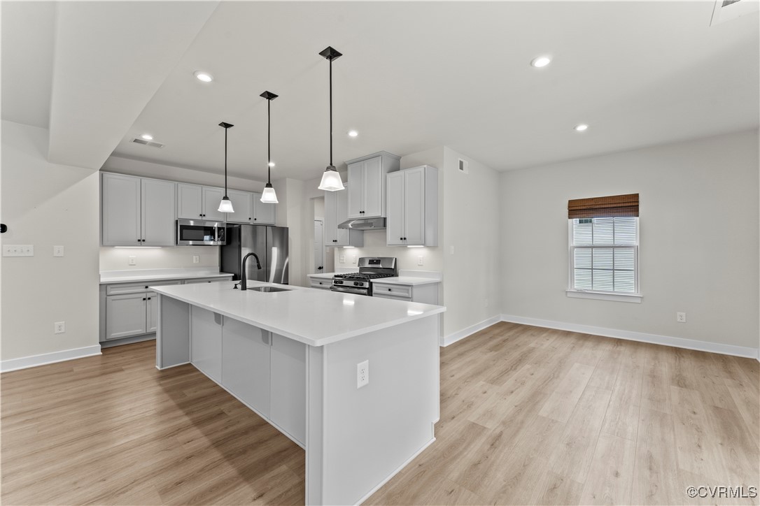 North Chesterfield, Virginia 23237, United States, 3 Bedrooms Bedrooms, ,3 BathroomsBathrooms,Residential,Pending,138731