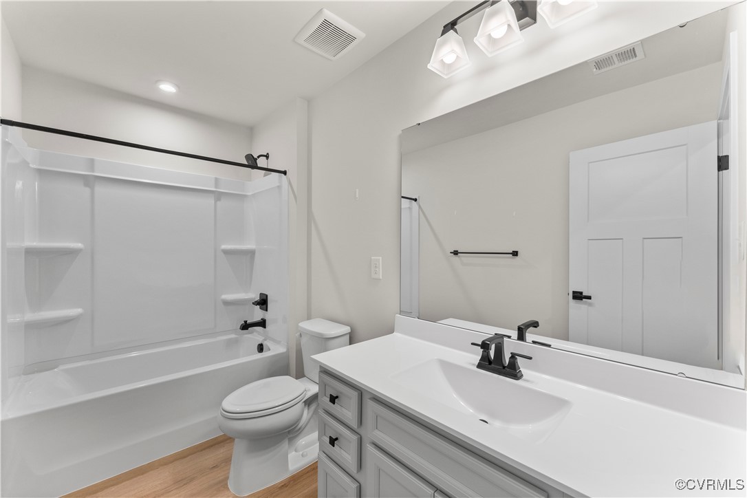 North Chesterfield, Virginia 23237, United States, 3 Bedrooms Bedrooms, ,3 BathroomsBathrooms,Residential,Pending,138731