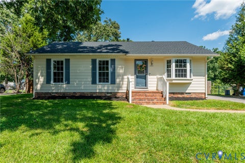 Tiny photo for 6004 Gatesgreen Drive, Chesterfield, VA 23832 (MLS # 2623040)