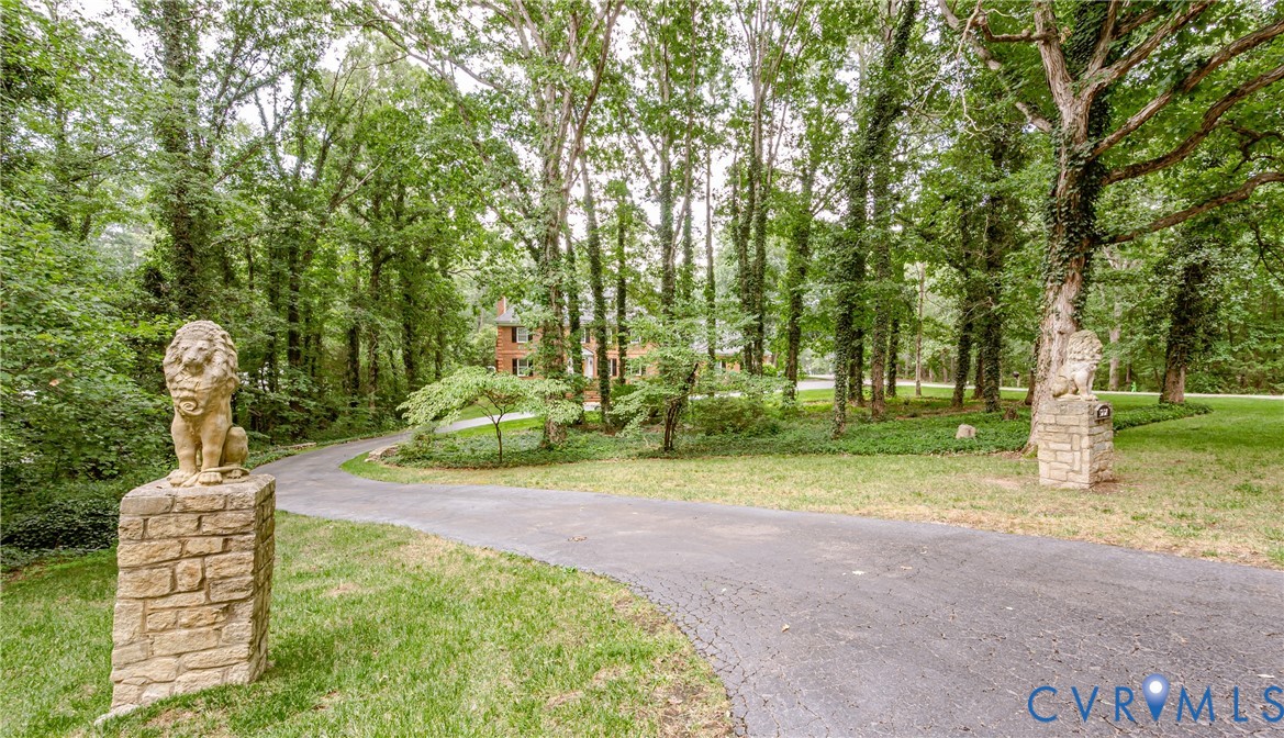 12724 Redfield Lane